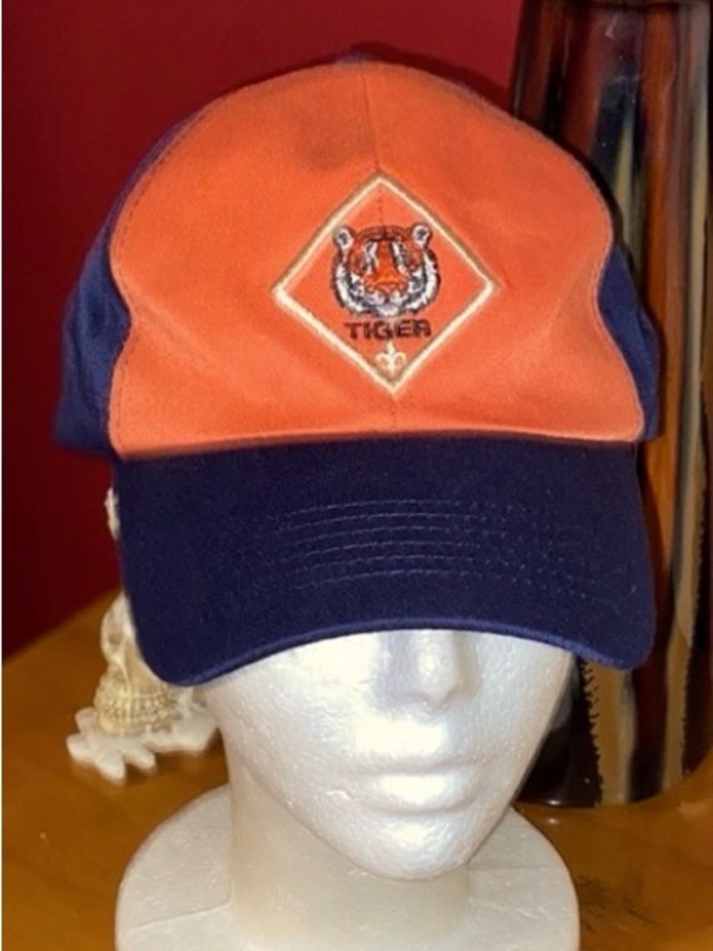 Baseball style hat size M/L, Tiger Boy Scouts in great condition